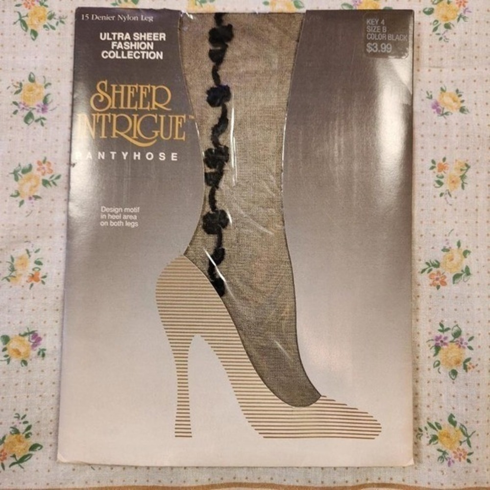 Vintage 90s Sheer Intrigue Ultra Sheer Fashion Pantyhose